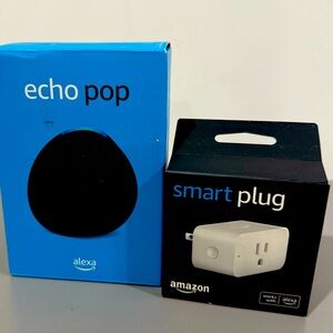 NWT Bundle Amazon Echo Pop with smart plug